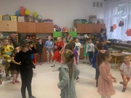 46875367510406565778622903784753670122332811n